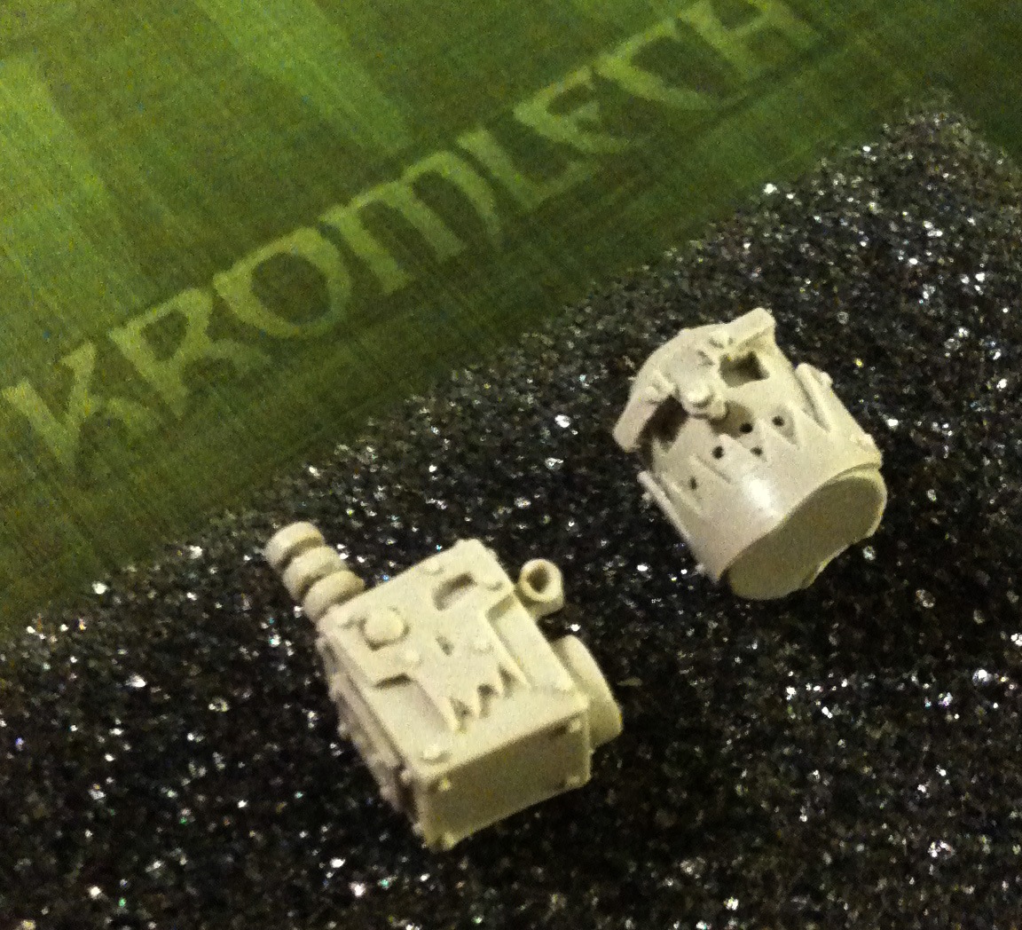 dk-heads-2 dk-heads-2